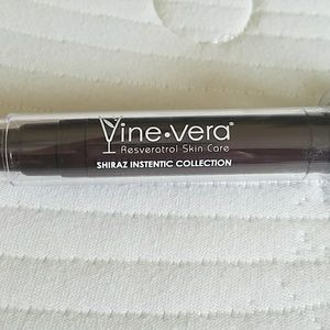 Vine Vera Eye cream